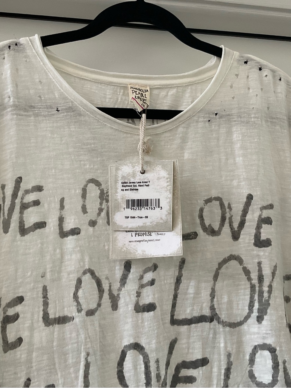MAGNOLIA PEARL Love Amor Tee - Picture 4 of 7